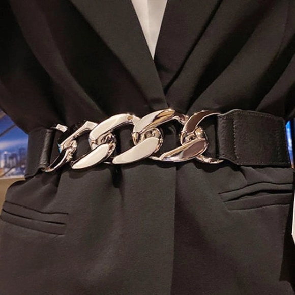 Luxe Vegan Leather Chain Snap Button Belt - Picture 5 of 6